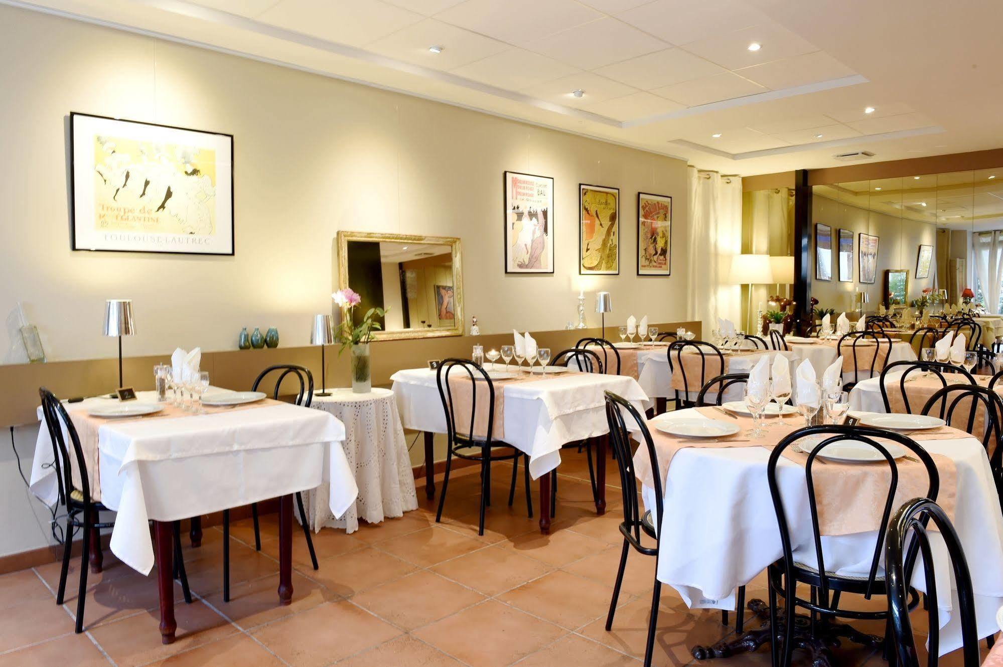 Logis Hotel L'Auzeraie Ax-les-Thermes Luaran gambar